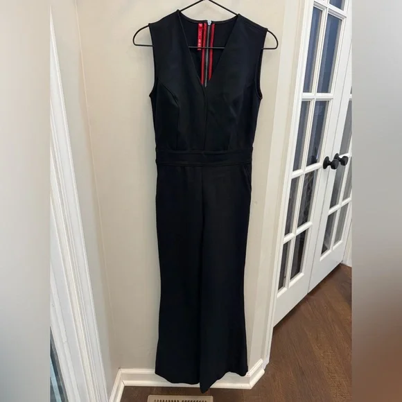 SPANX Perfect Sleeveless Jumpsuit in Black - Picture 4 of 11